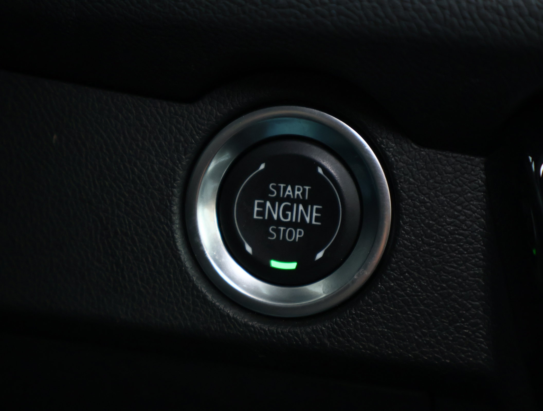 Used 2025 Chevrolet Traverse LT AWD/4WD image 18