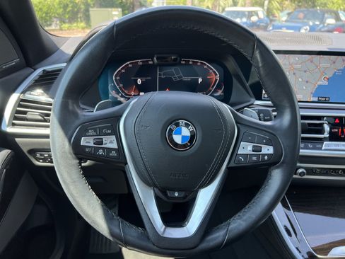 Used 2021 BMW X5 xDrive40i w/ Executive Package AWD/4WD image 18