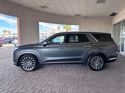 Used 2024 Hyundai Palisade Calligraphy AWD/4WD image 2