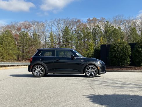 Used 2023 MINI Cooper S image 5