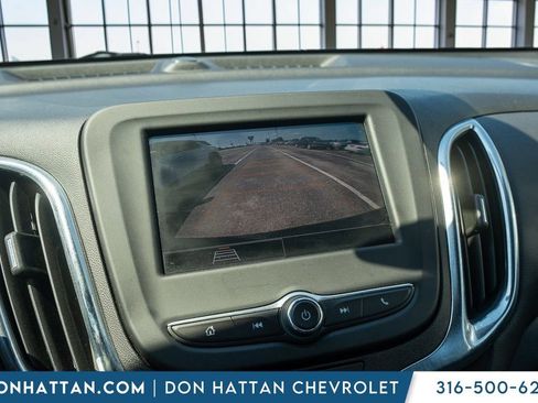 Used 2024 Chevrolet Equinox LT FWD image 9
