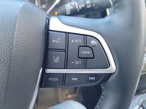 Certified 2022 Toyota Highlander Platinum image 19