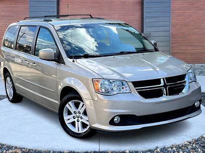 Used 2013 Dodge Grand Caravan Crew w/ Entertainment Group 1