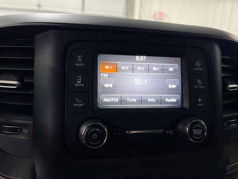 Used 2020 RAM 3500 Tradesman w/ Chrome Appearance Group AWD/4WD image 14