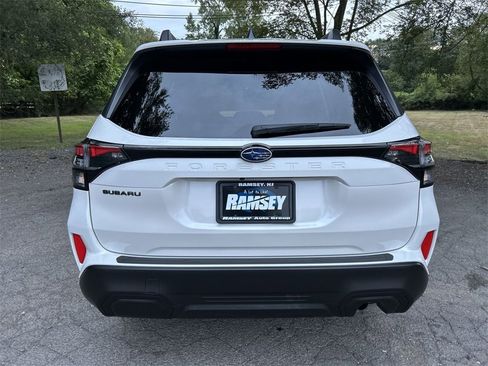 Certified 2025 Subaru Forester Premium image 7