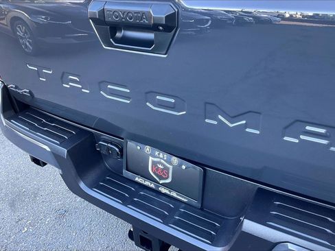 Used 2024 Toyota Tacoma SR5 image 8