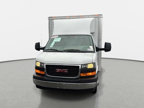 Used 2024 GMC Savana 3500 w/ Power Convenience Package RWD image 2