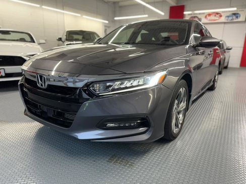 Used 2020 Honda Accord EX image 2