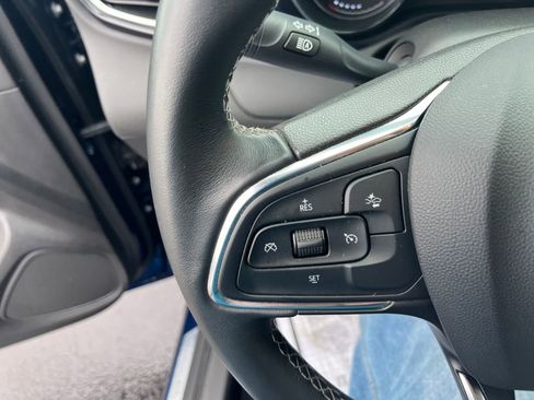 Used 2023 Buick Encore GX Select image 11