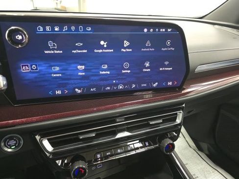 Certified 2025 Chevrolet Traverse Z71 w/ Driver Confidence Package image 14