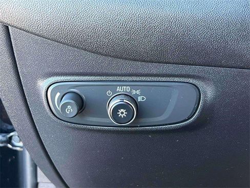 Certified 2024 Chevrolet Equinox LS w/ LS Convenience Package image 25