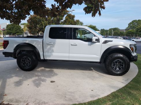 Used 2025 Ford F150 Raptor w/ Equipment Group 803A Raptor R AWD/4WD image 11