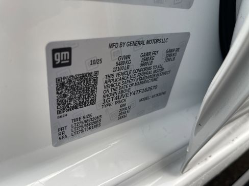 New 2026 GMC Sierra 3500 AT4 w/ AT4 Premium Plus Package image 70