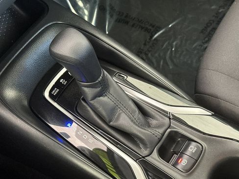 Used 2020 Toyota Corolla LE w/ Carpet Mat Package (TMS) image 21