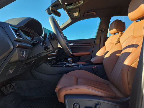 Certified 2024 Audi Q5 e Premium image 16