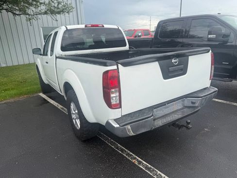 Used 2015 Nissan Frontier PRO-4X AWD/4WD image 7