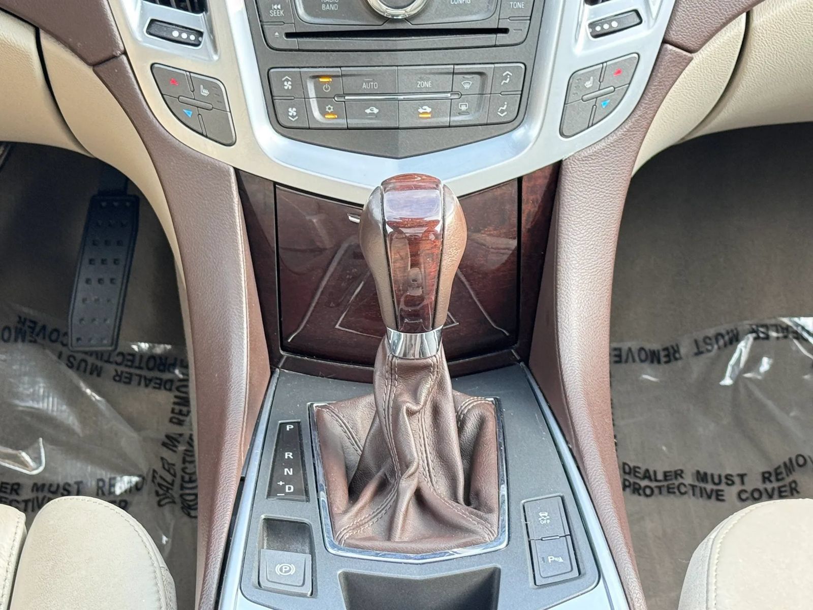 Used 2011 Cadillac SRX Luxury AWD/4WD image 25