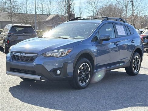 Used 2023 Subaru Crosstrek 2.0i Premium image 7