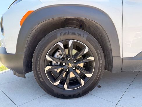 Used 2023 Chevrolet TrailBlazer LT w/ Convenience Package FWD image 16