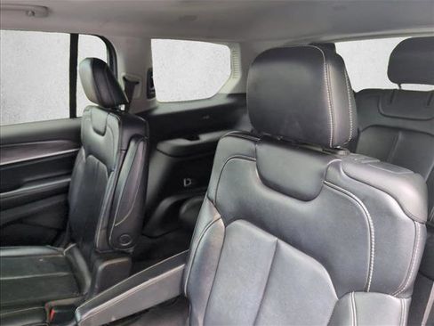 Used 2021 Jeep Grand Cherokee L Limited RWD image 19