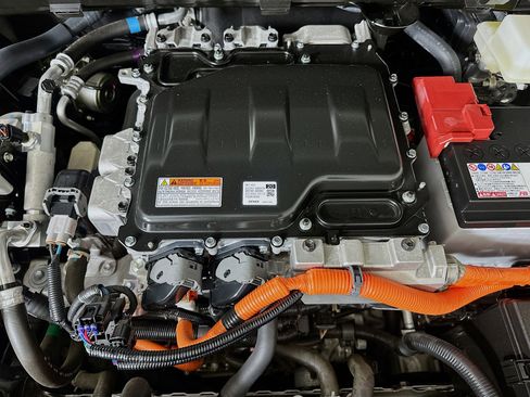 Used 2023 Toyota bZ4X Limited w/ Weather Package image 34