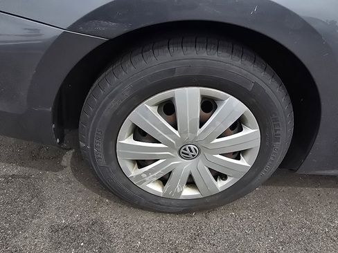 Used 2015 Volkswagen Jetta S FWD image 10