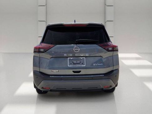 Used 2022 Nissan Rogue SV AWD/4WD image 4