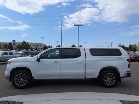 Certified 2022 Chevrolet Silverado 1500 LT w/ Convenience Package II AWD/4WD image 9
