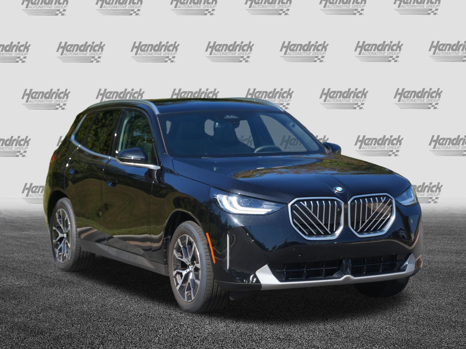 Certified 2025 BMW X3 xDrive30i AWD/4WD image 2
