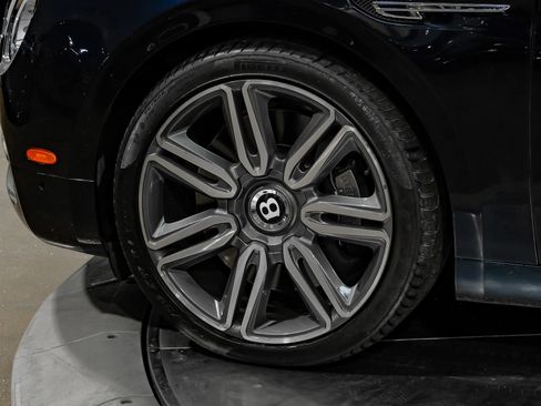 Used 2018 Bentley Flying Spur W12 AWD/4WD image 71