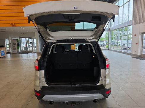 Used 2017 Ford Escape SE AWD/4WD image 31