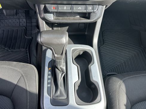 Used 2015 Chevrolet Colorado LT w/ LT Convenience Package AWD/4WD image 14