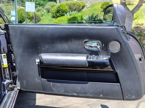 Used 2010 Rolls-Royce Phantom Coupe RWD image 30