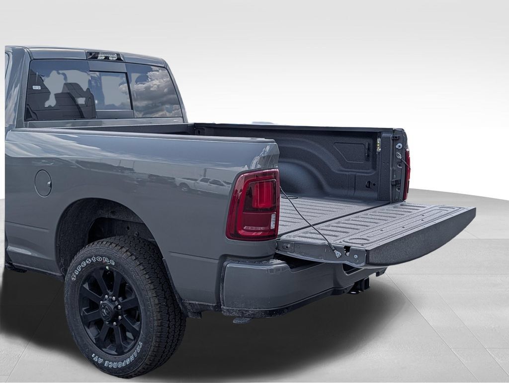 New 2026 RAM 3500 Laramie AWD/4WD image 7