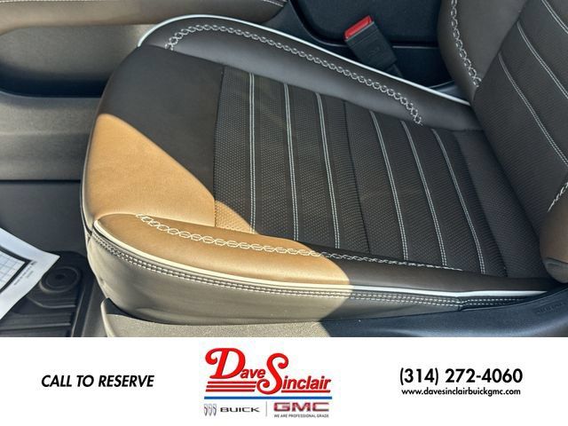 New 2026 GMC Yukon Denali Ultimate AWD/4WD image 12