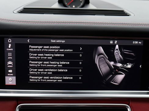 Used 2018 Porsche Panamera w/ Premium Package Plus image 40