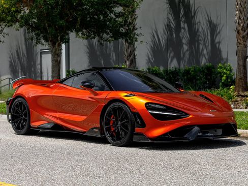 Used 2021 McLaren 765LT RWD image 4