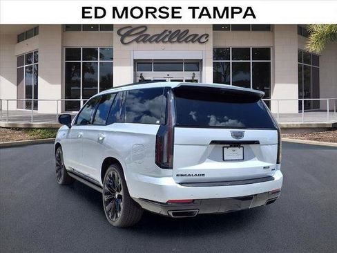 New 2026 Cadillac Escalade Platinum Sport AWD/4WD image 3