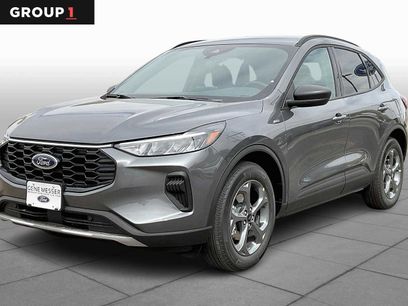 New 2025 Ford Escape ST-Line w/ Cold Weather Package