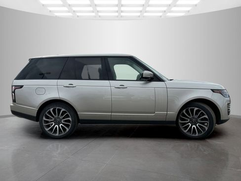 Used 2021 Land Rover Range Rover Autobiography image 4