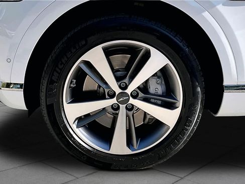 Used 2022 Genesis GV80 3.5T w/ Advanced Package 06 AWD/4WD image 11