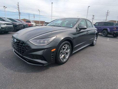 Used 2023 Hyundai Sonata SEL FWD image 4