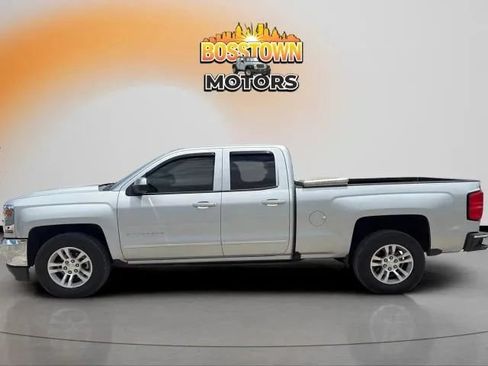 Used 2017 Chevrolet Silverado 1500 LT w/ All Star Edition RWD image 3