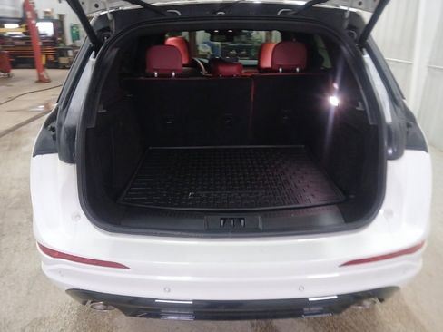 Used 2024 Lincoln Corsair Reserve w/ Jet Appearance Package image 21