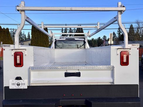 Used 2022 Ford F450 XL image 7