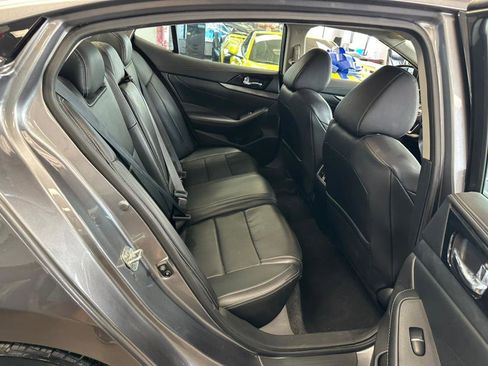 Used 2021 Nissan Maxima 3.5 SV w/ Floor Mat Group image 30