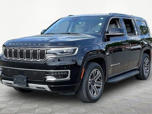 Used 2024 Jeep Wagoneer Series II AWD/4WD image 3