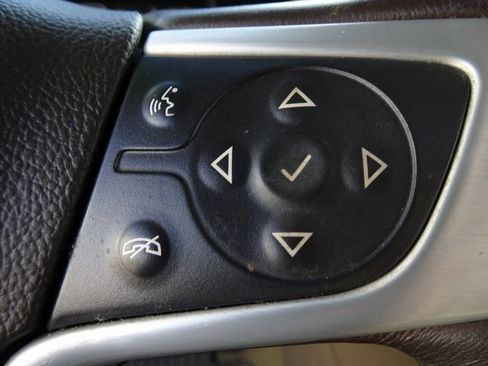 Used 2016 GMC Yukon SLT w/ Open Road Package image 32