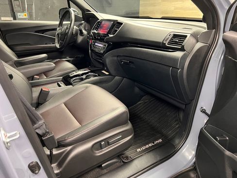 Used 2023 Honda Ridgeline Black Edition image 7