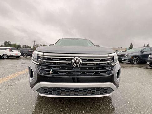 Used 2024 Volkswagen Atlas Peak Edition SEL AWD/4WD image 29